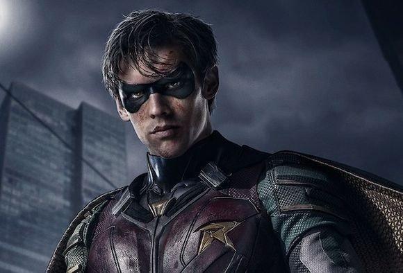 Вышел первый трейлер сериала «Титаны» от DC. Робин ссорится с Бэтменом и собирает свою команду
