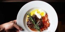 На Кировке открылся RoastBeef — мясной ресторан со стейками и бизнес-ланчами