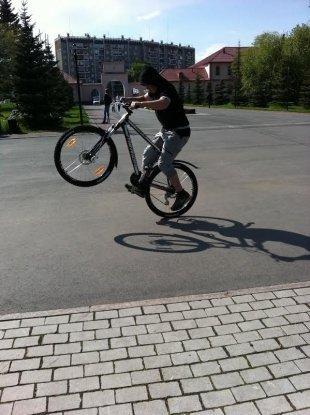 Сергей Пономарев (в номинацию «Самый спортивный мужчина» и на общее голосование)